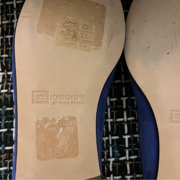 NWOB Size EU 37 (6.5) cobalt blue suede ballet flats with patent leather toe cap - Picture 7 of 9